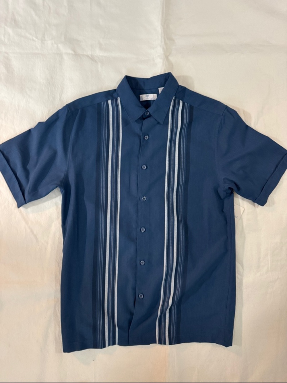 Men's Resort Casual Navy Short-Sleeve Button-Up Shirt with Vertical Stripes